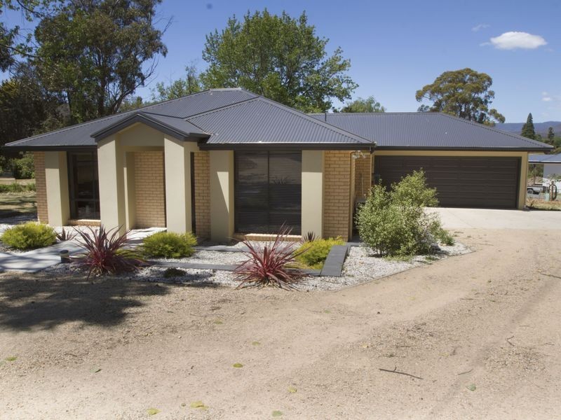 83 Derwent Terrace, New Norfolk TAS 7140