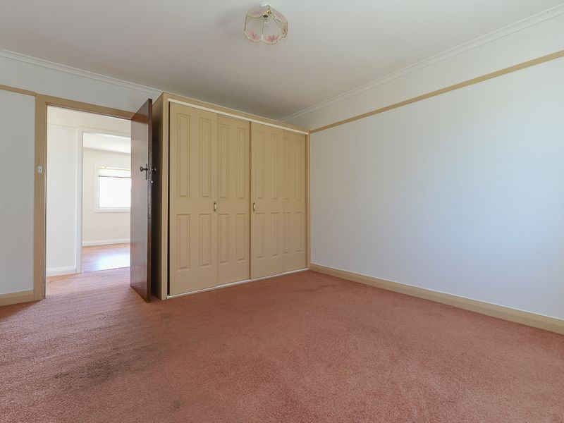 68 Renfrew Circle, Goodwood TAS 7010