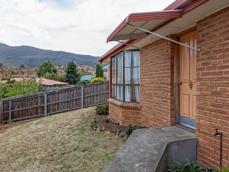 1/11 Chatterton Court, Claremont TAS 7011