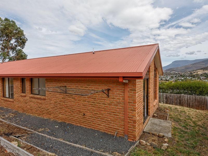 1/11 Chatterton Court, Claremont TAS 7011