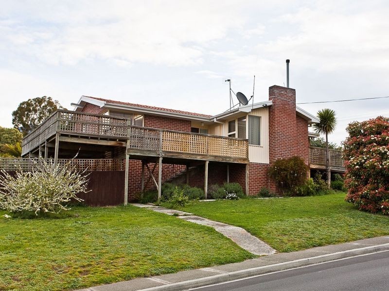 16 Burton Street, Glenorchy TAS 7010