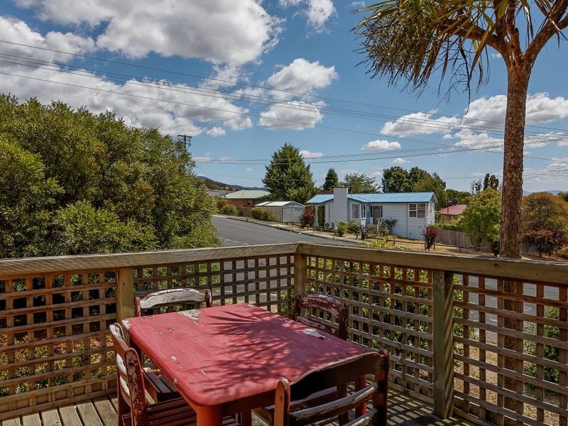 16 Burton Street, Glenorchy TAS 7010