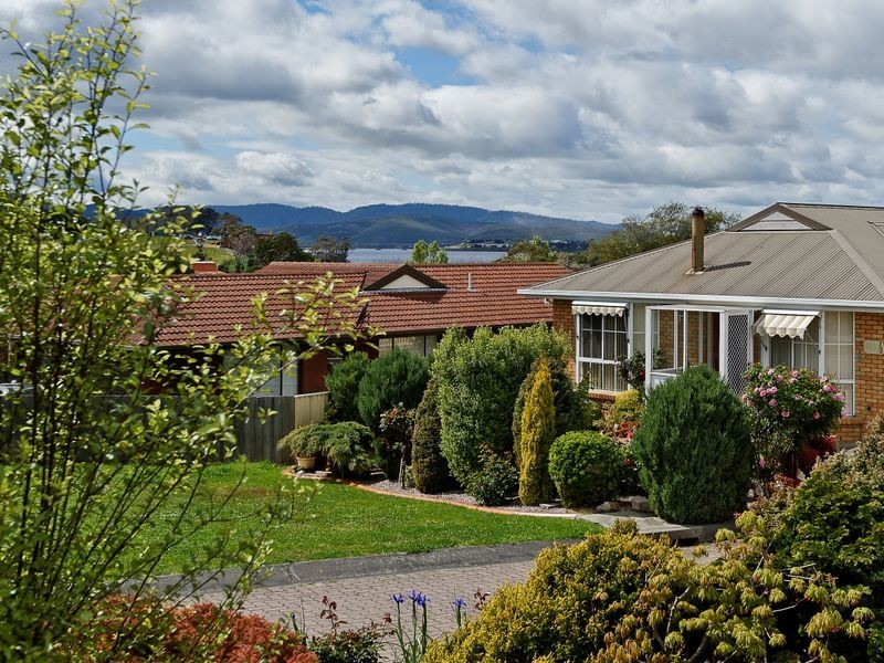 16 Vermont Court, Berriedale TAS 7011