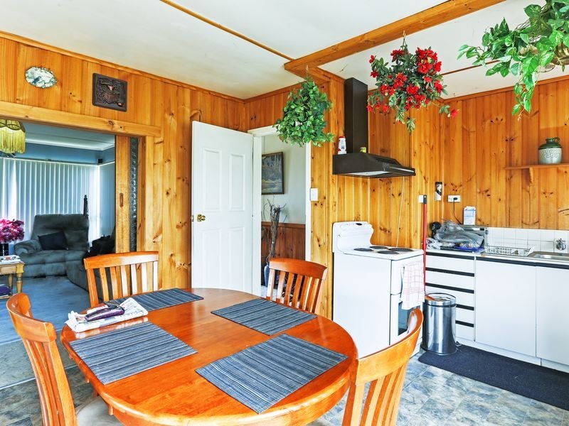 96 Bass Street, Warrane TAS 7018