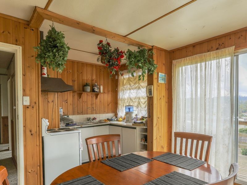 96 Bass Street, Warrane TAS 7018