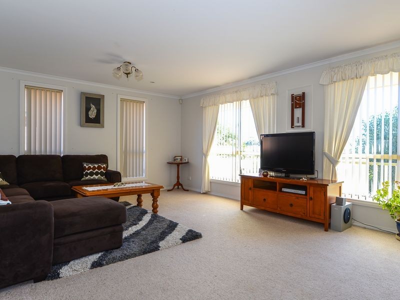 42 Reynolds Road, Midway Point TAS 7171