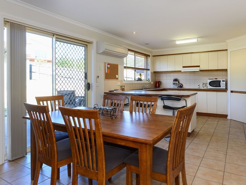 42 Reynolds Road, Midway Point TAS 7171