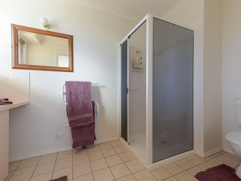 42 Reynolds Road, Midway Point TAS 7171