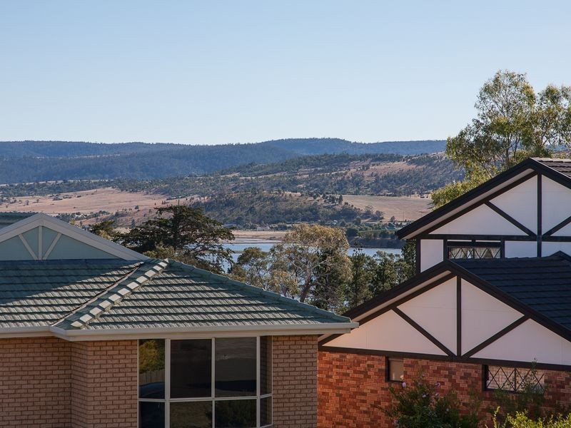 42 Reynolds Road, Midway Point TAS 7171