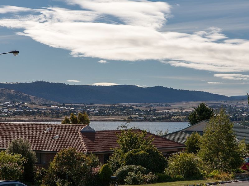 42 Reynolds Road, Midway Point TAS 7171