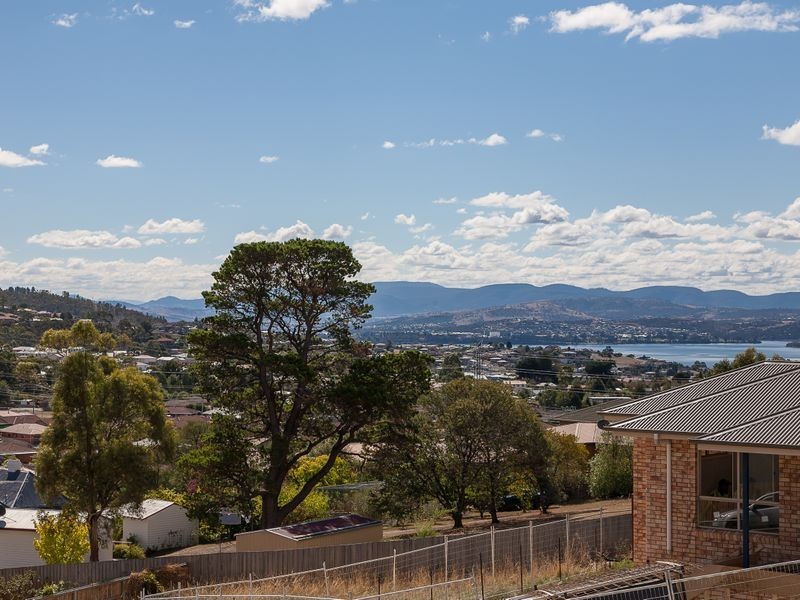 30 Aquila Street, Glenorchy TAS 7010