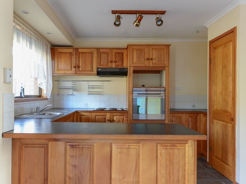 59 Arncliffe Road, Austins Ferry TAS 7011