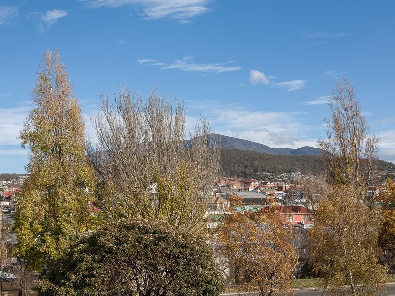 115-117 Brooker Avenue, Glebe TAS 7000