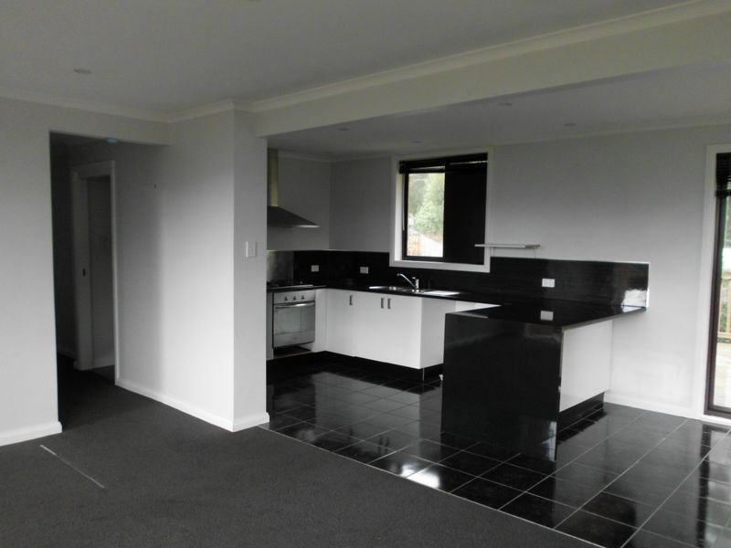 12 Carnegie Street, Claremont TAS 7011