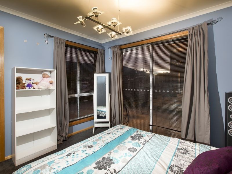 102 Sunshine Road, Austins Ferry TAS 7011