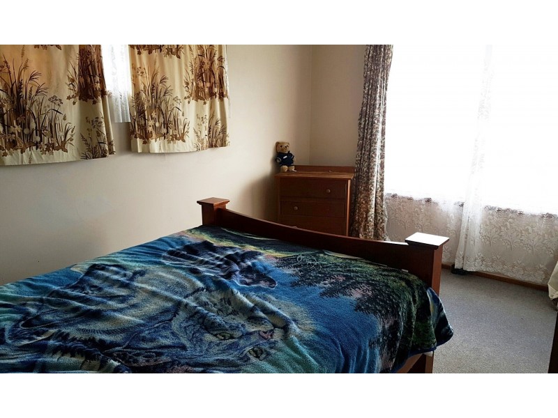 28 Calvert Crescent, Herdsmans Cove TAS 7030