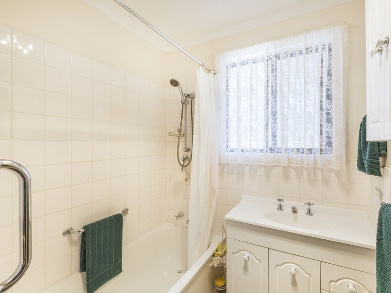 1/2 Pitcairn Street, Glenorchy TAS 7010