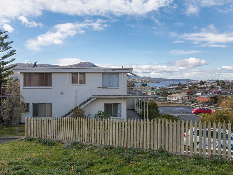 1/1-3 Leighland Road, Claremont TAS 7011