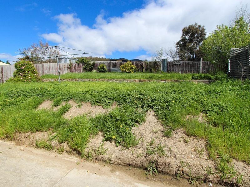 28 Carnegie Street, Claremont TAS 7011