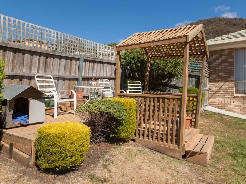 9 Nielson Drive, Montrose TAS 7010