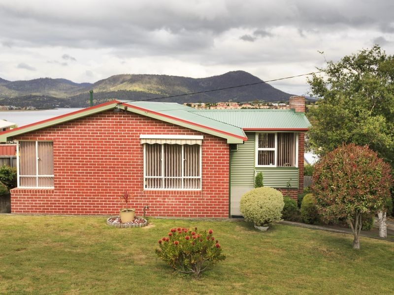 11 Chippendale Street, Claremont TAS 7011