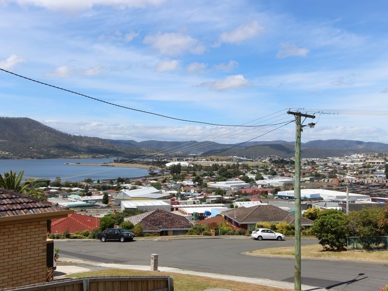 21 Weston Place, Montrose TAS 7010