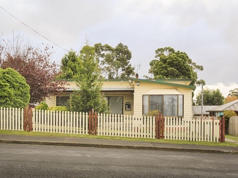 92 Abbotsfield Road, Claremont TAS 7011