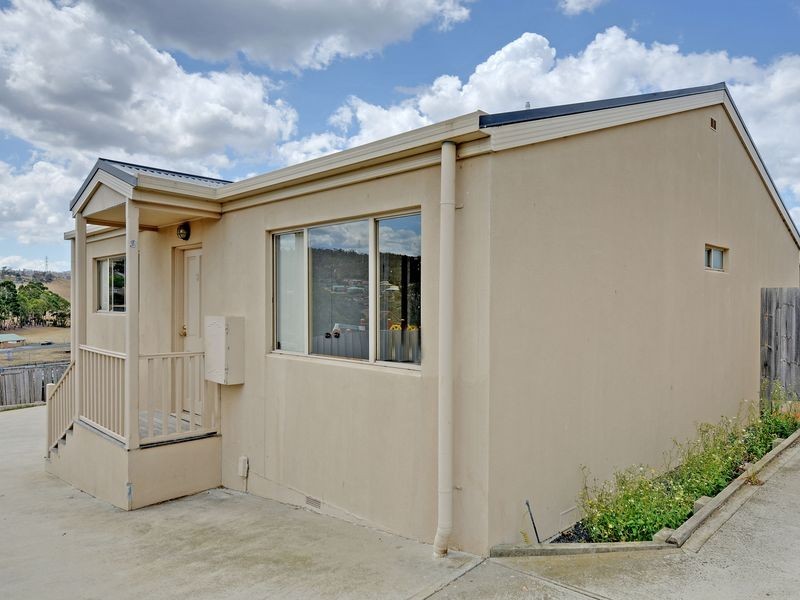 2/6 Birubi Place, Gagebrook TAS 7030