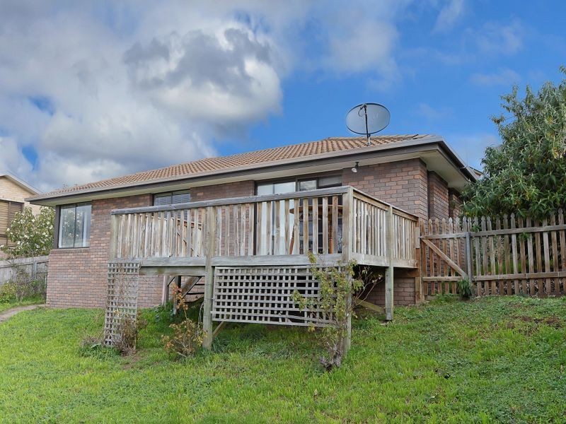 6 Newitt Drive, Austins Ferry TAS 7011