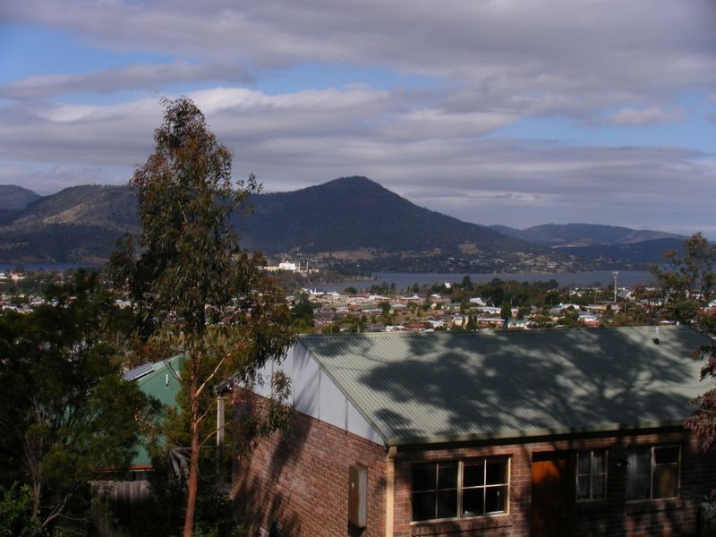 22/123a Abbotsfield Road, Claremont TAS 7011