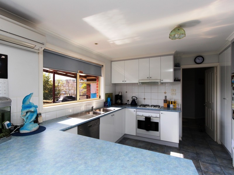 2 Saffron Drive, Kingston TAS 7050