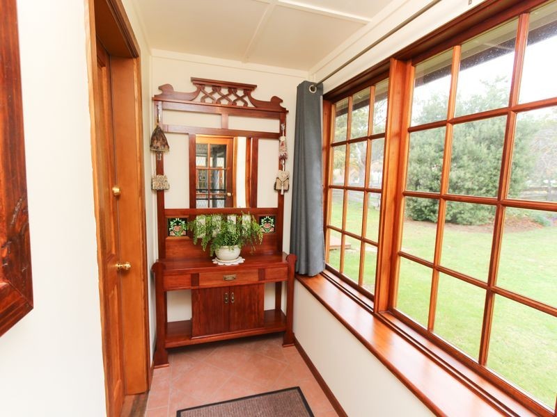 42 Mill Road, Collinsvale TAS 7012