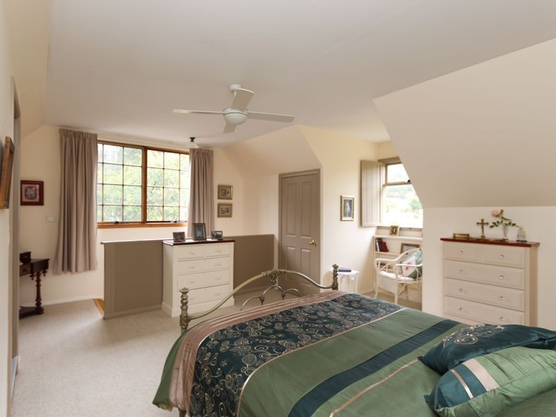 42 Mill Road, Collinsvale TAS 7012