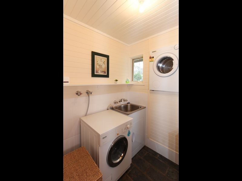 42 Mill Road, Collinsvale TAS 7012