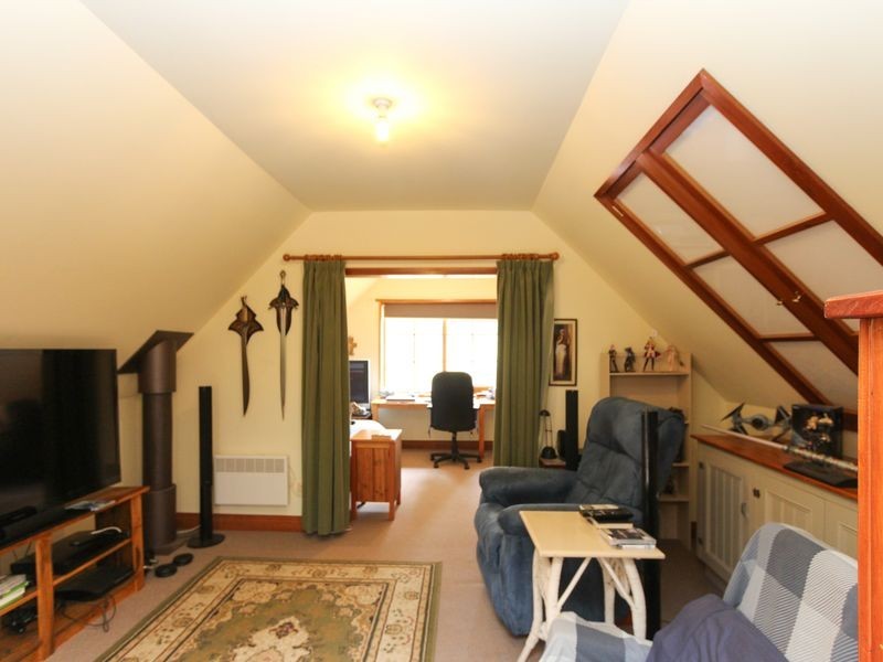 42 Mill Road, Collinsvale TAS 7012