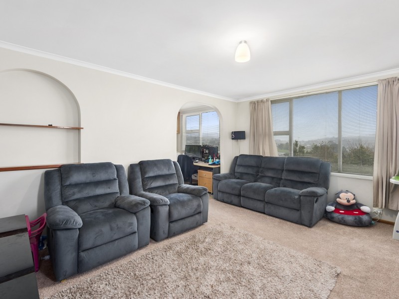 10 Centenary Crescent, Claremont TAS 7011