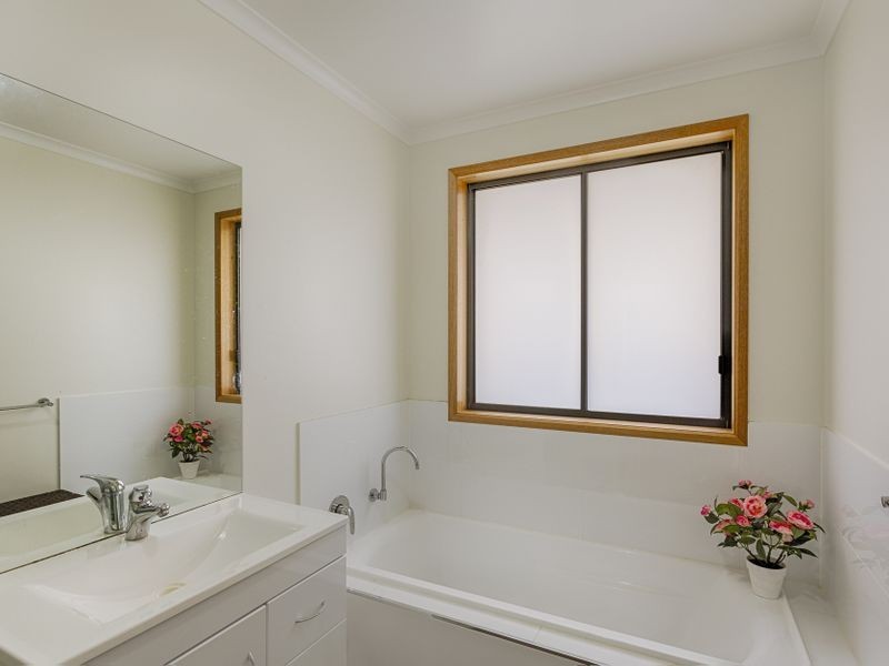 Unit 2/7 Bay Waters Court, Old Beach TAS 7017