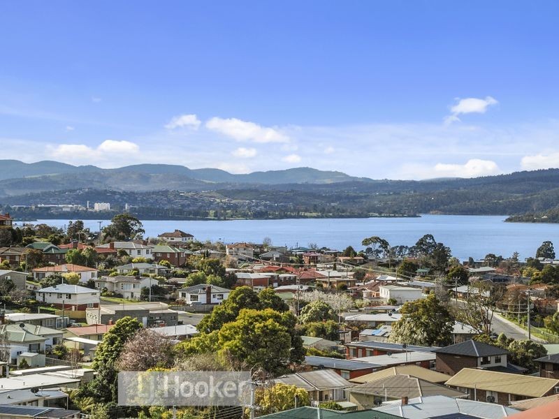 10 Fowler Street, Montrose TAS 7010