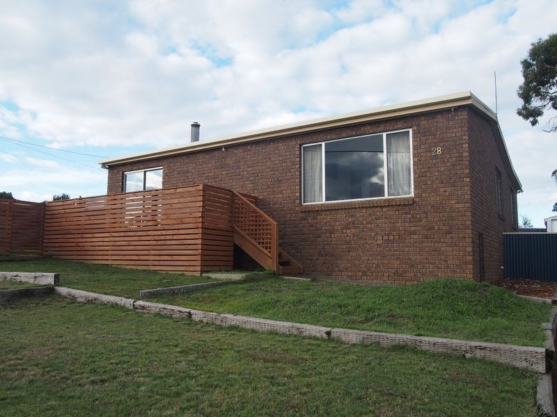28 Signal Hill Road, Dodges Ferry TAS 7173