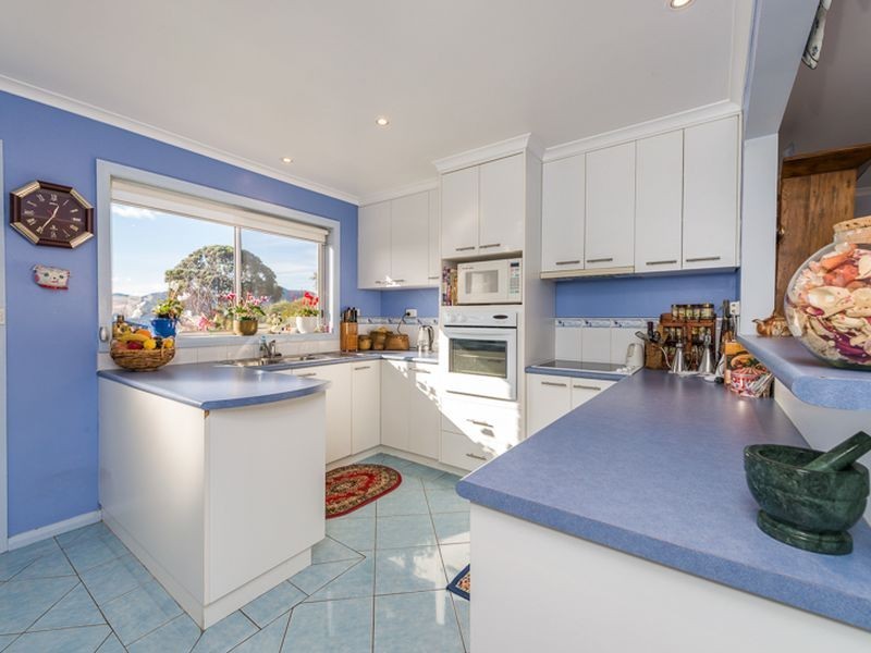 11 Turnbull Crescent, Rosetta TAS 7010