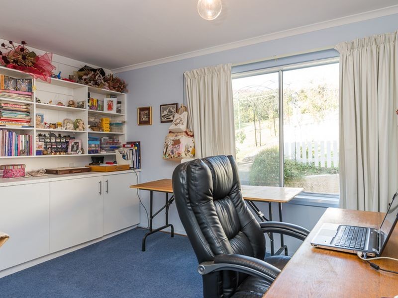 11 Turnbull Crescent, Rosetta TAS 7010