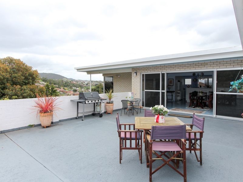 11 Turnbull Crescent, Rosetta TAS 7010