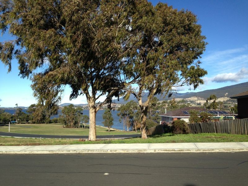 2a Thompson Crescent, Bridgewater TAS 7030