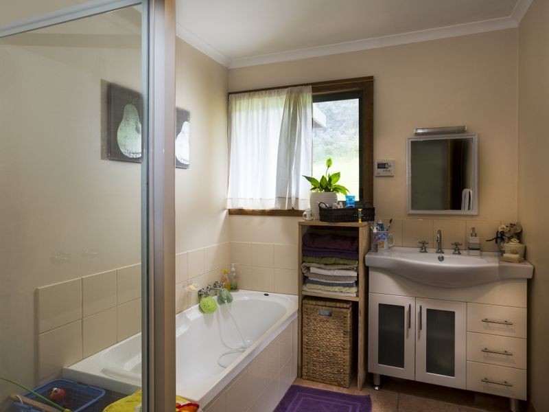 27 Mapley Road, Lachlan TAS 7140