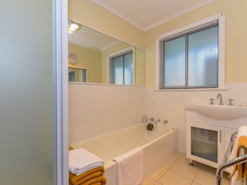 5 Nambour Place, Montrose TAS 7010