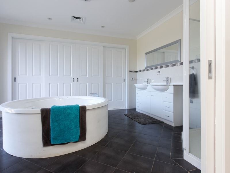 37 Glen Lea Road, Pontville TAS 7030