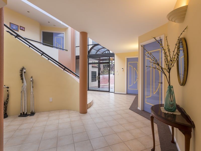 13 Lowestoft Avenue, Berriedale TAS 7011