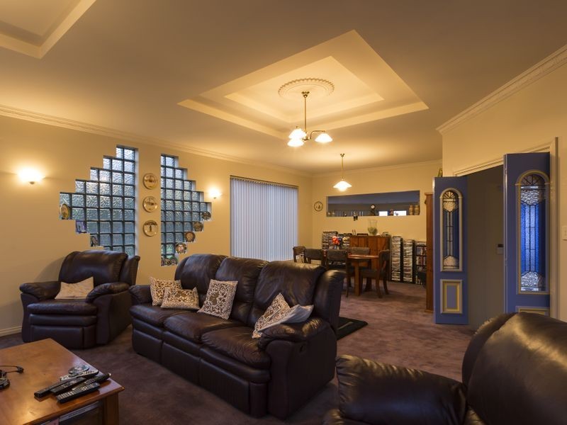 13 Lowestoft Avenue, Berriedale TAS 7011