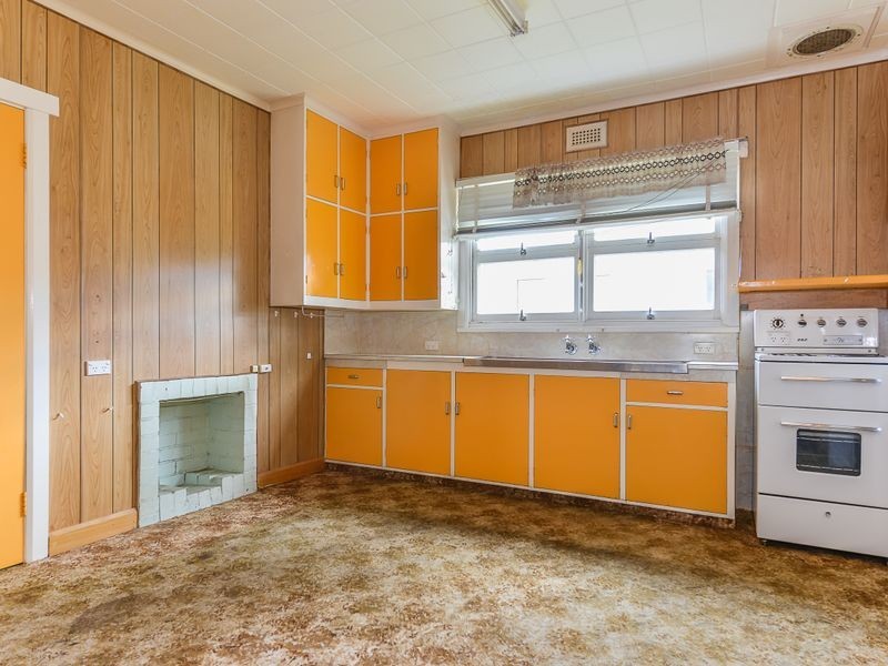 19 Southview Crescent, New Norfolk TAS 7140