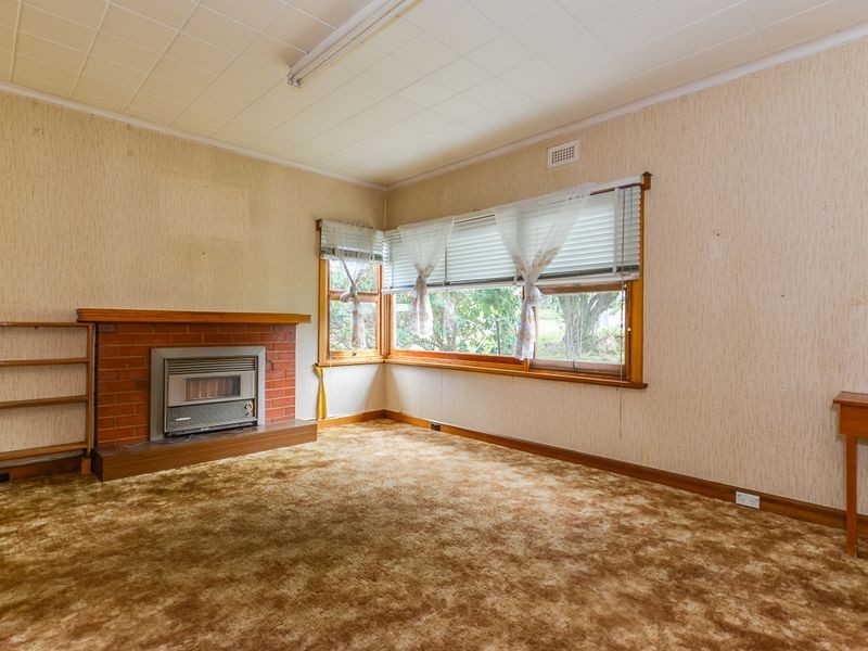 19 Southview Crescent, New Norfolk TAS 7140